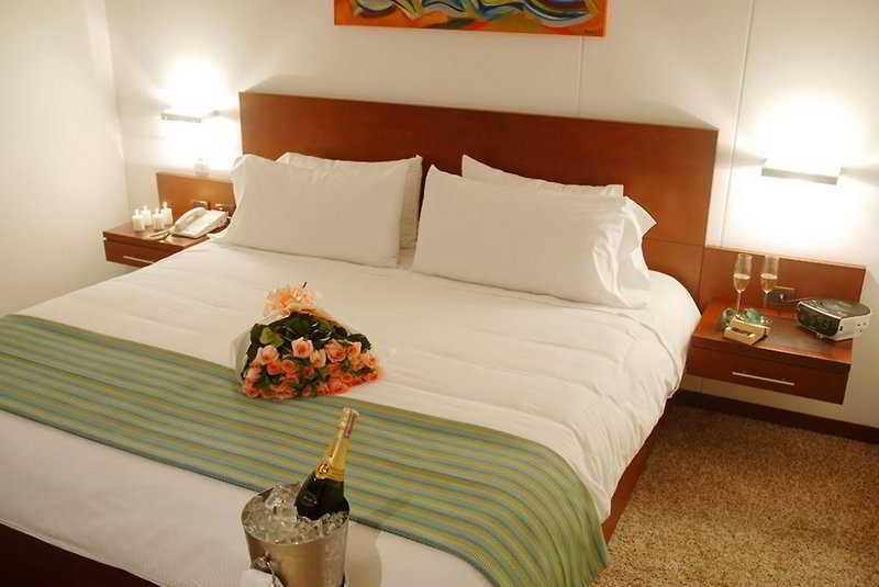 Hotel Nh Bogota Pavillon Royal Zewnętrze zdjęcie